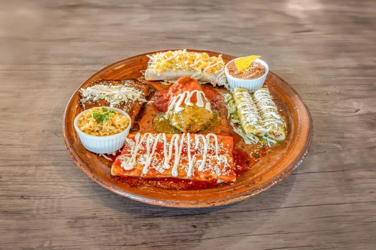 Best Mexican Platter in Calgary, AB - Tacos Mexico Macleod